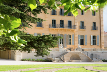 Fonscolombe, un château des temps modernes.