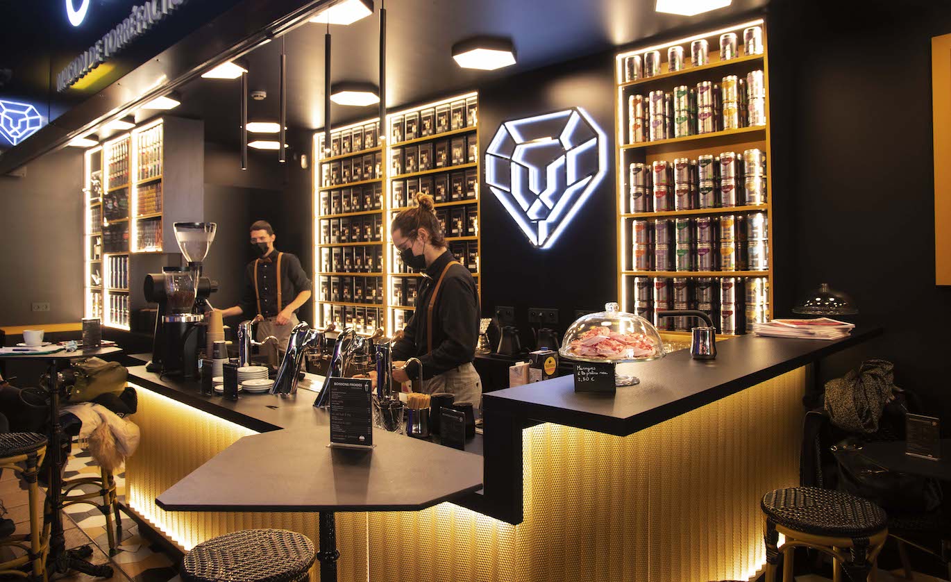 CAFÉS GONÉO ouvre sa boutique aux Halles de Lyon Paul Bocuse