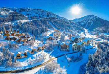 Oz 3300 réinvente l’hiver en immersion totale au coeur de la nature.